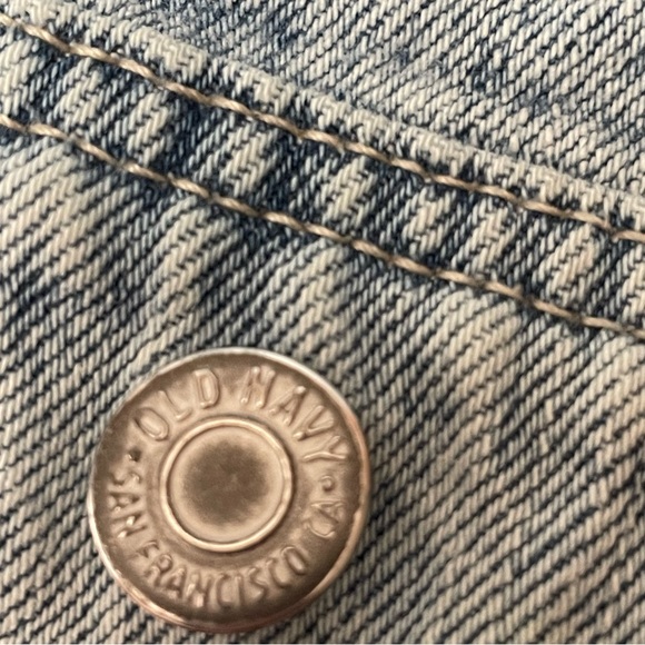 Old Navy Women's Distressed Blue Jean Jacket XL 100% Cotton - Picture 7 of 7